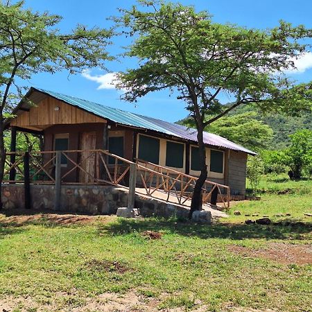 Maasai Mara Sfari camp in kenya Bed & Breakfast Sekenani Bagian luar foto